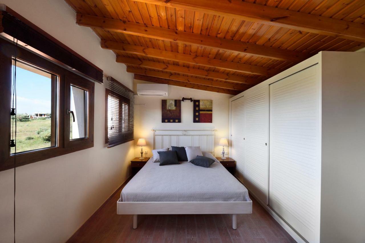 Sani Beach Villa Buitenkant foto