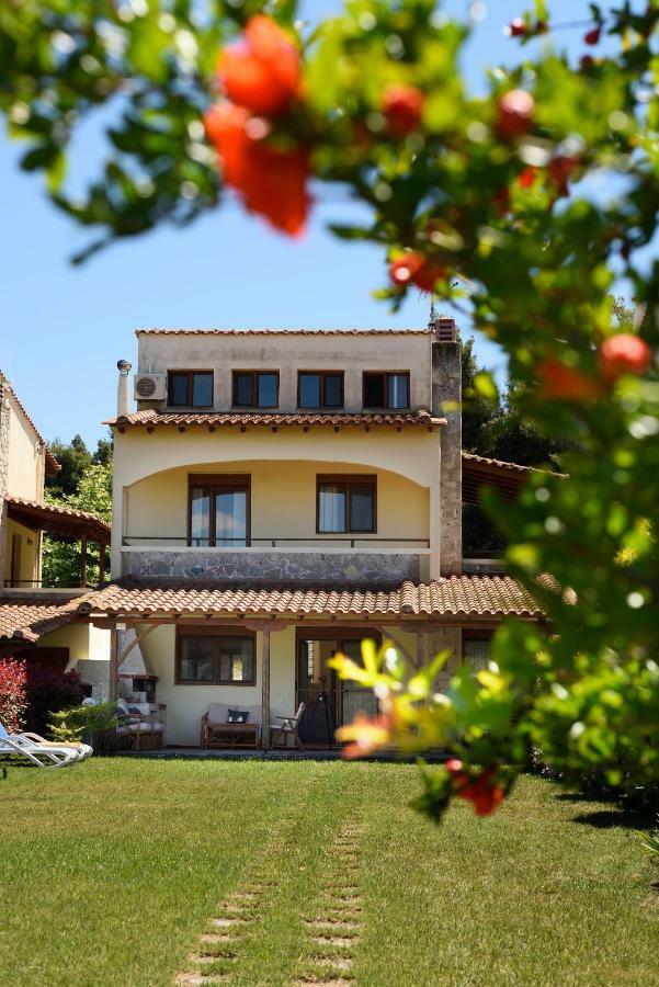 Sani Beach Villa Buitenkant foto